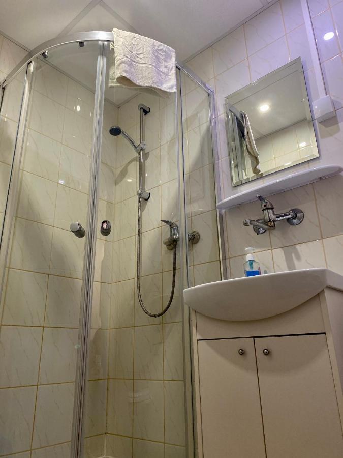 Dom Turysty Sanok Exterior foto